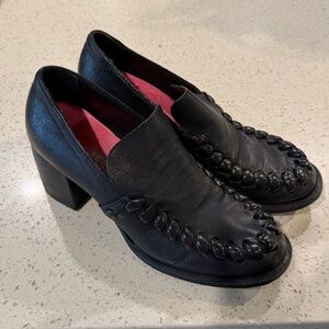 Very Good Condition - AS98 Black Heeled Loafers - Size 40